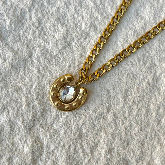 DIAMOND HORSESHOE